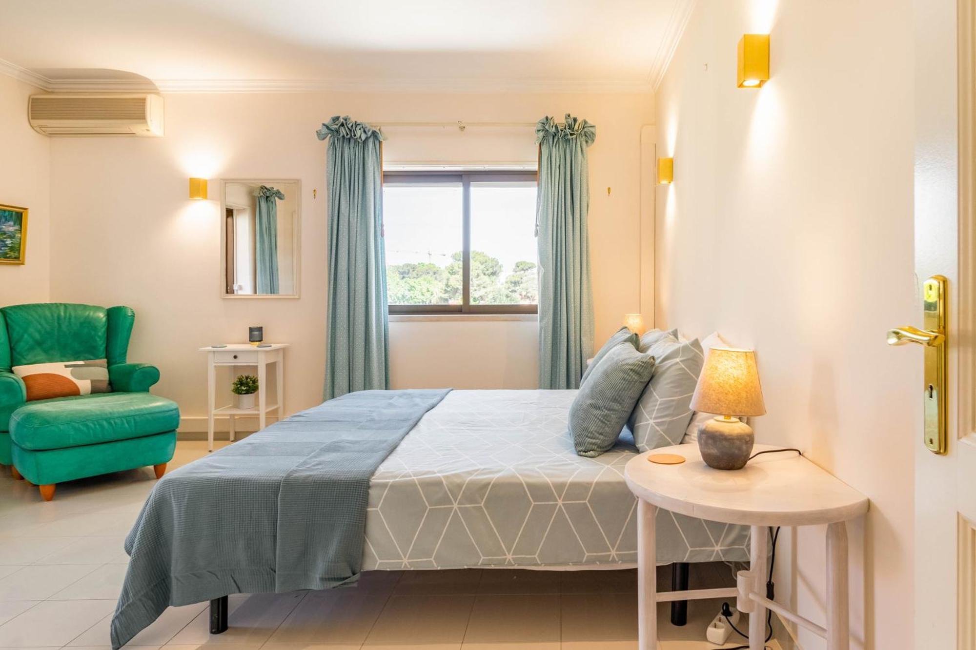 Central Cascais Apartment With Private Parking Bagian luar foto
