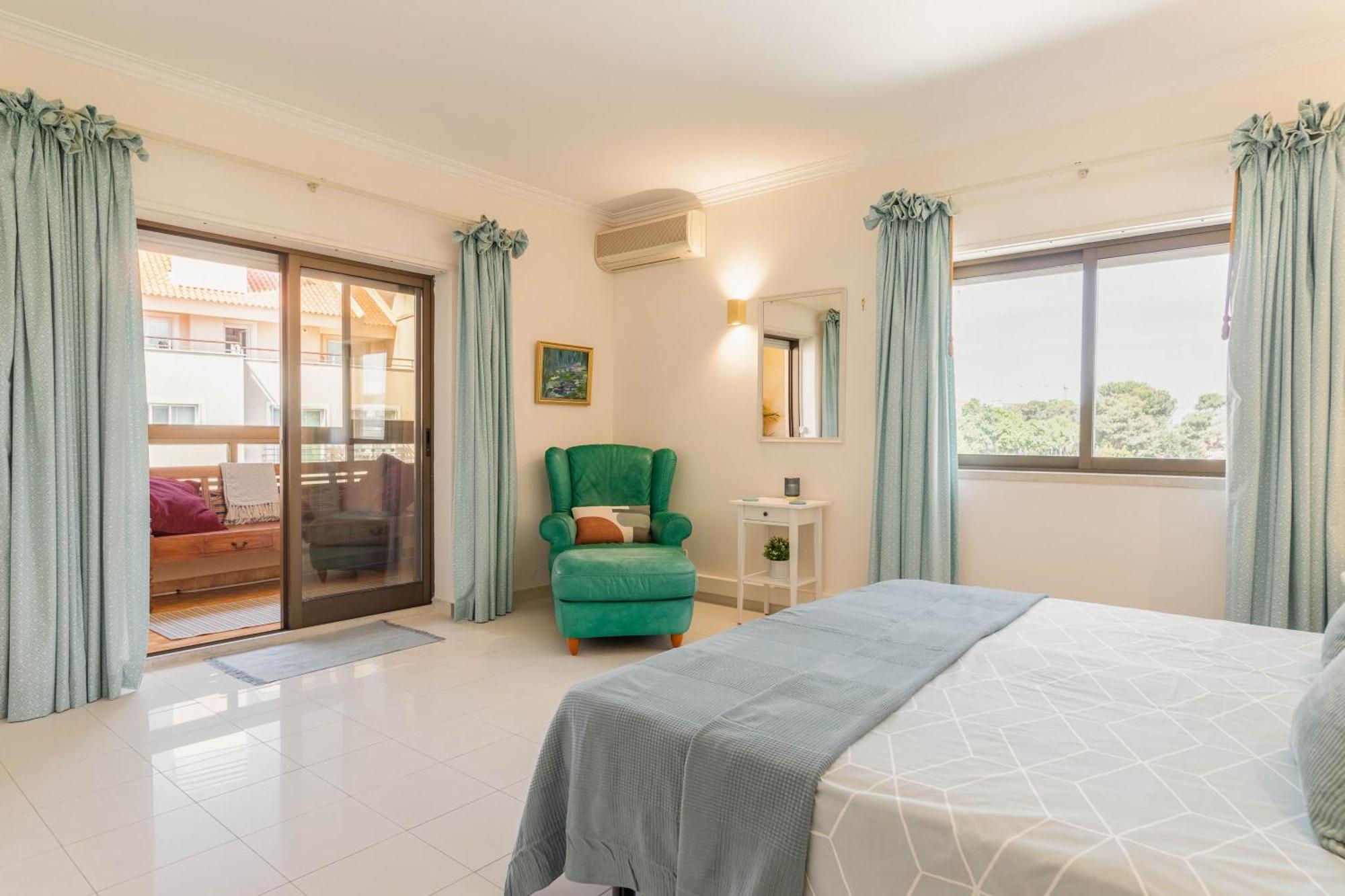 Central Cascais Apartment With Private Parking Bagian luar foto