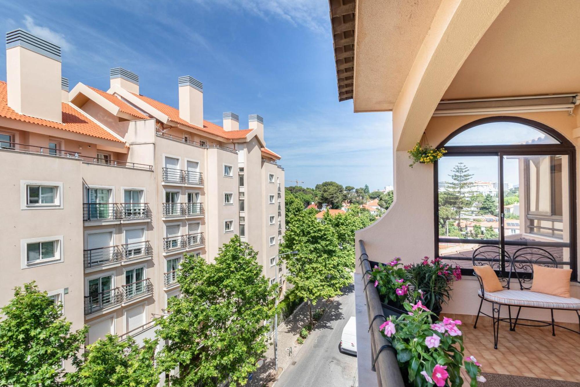 Central Cascais Apartment With Private Parking Bagian luar foto