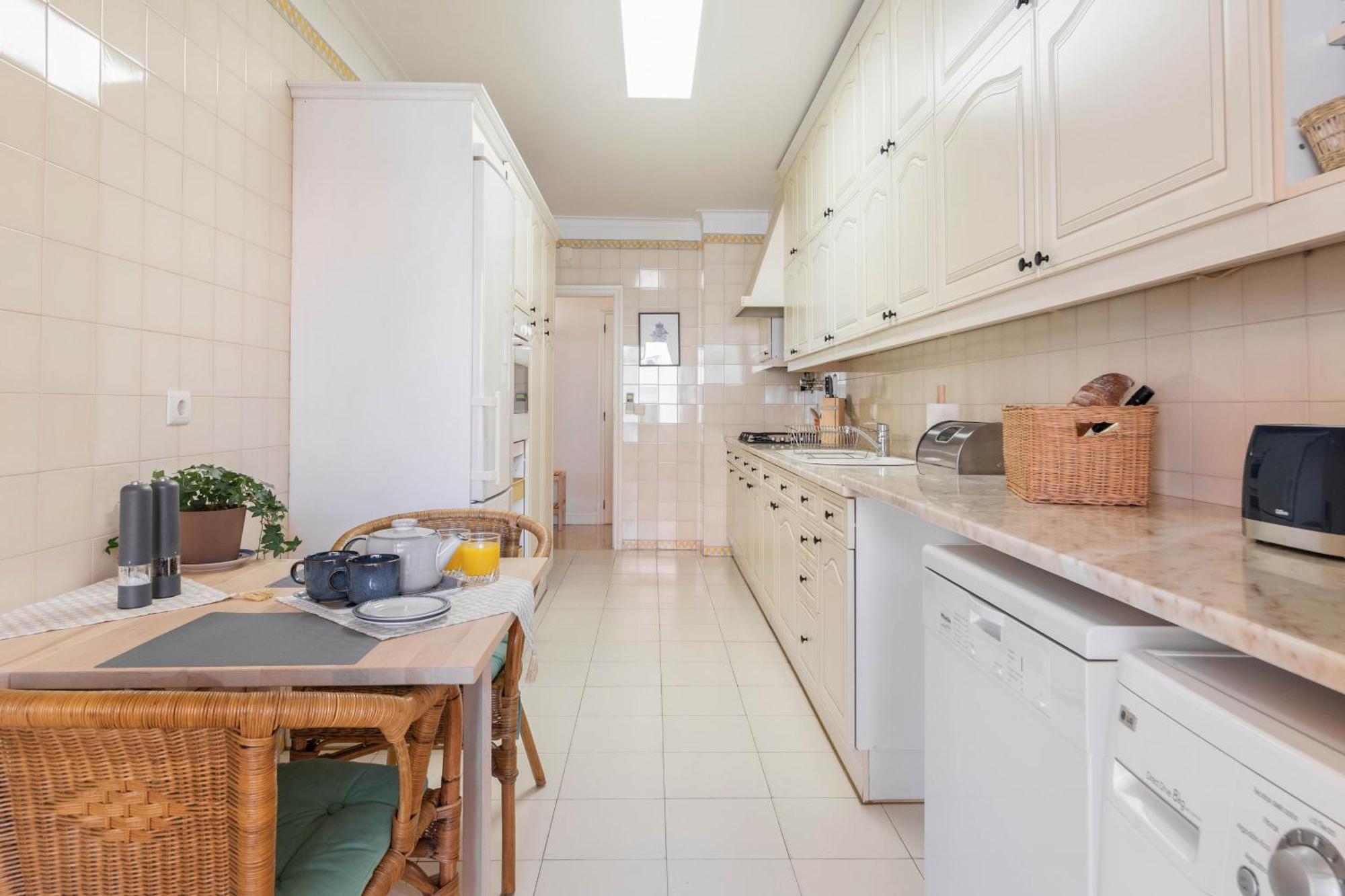 Central Cascais Apartment With Private Parking Bagian luar foto